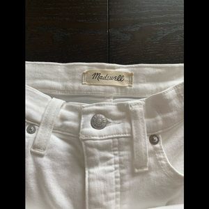 Madewell white jeans- size 25